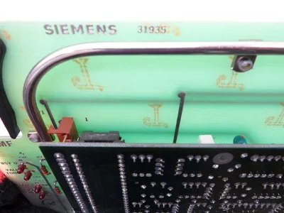 USED SIEMENS 31935 CONTROL BOARD W30809-B1017-W-4-B900, S30809-B1017-A-100Z-B900
