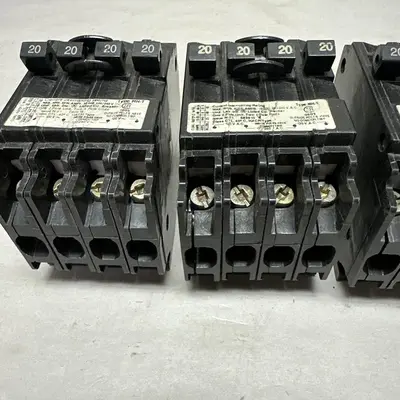 New | in-Stock MURRAY MP22020 Circuit Breakers | Surplus Asset Holdings #1189069