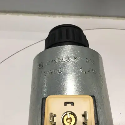 USED REXROTH 54WE10G4133/CG24N9K4SO771
