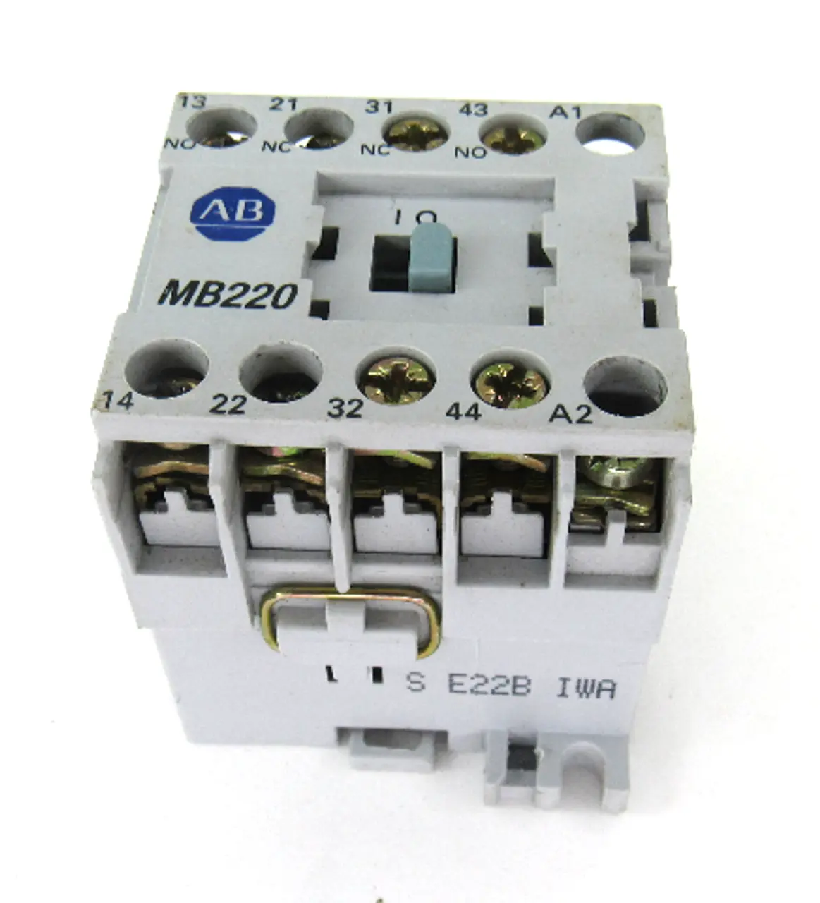 USED ALLEN BRADLEY 700-MB220*