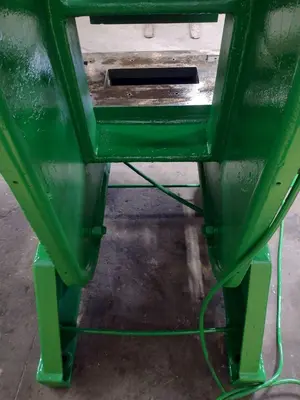USED ROUSELLE PRESS 4