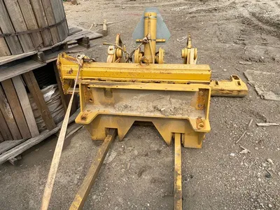 Caterpillar 140H Ripper