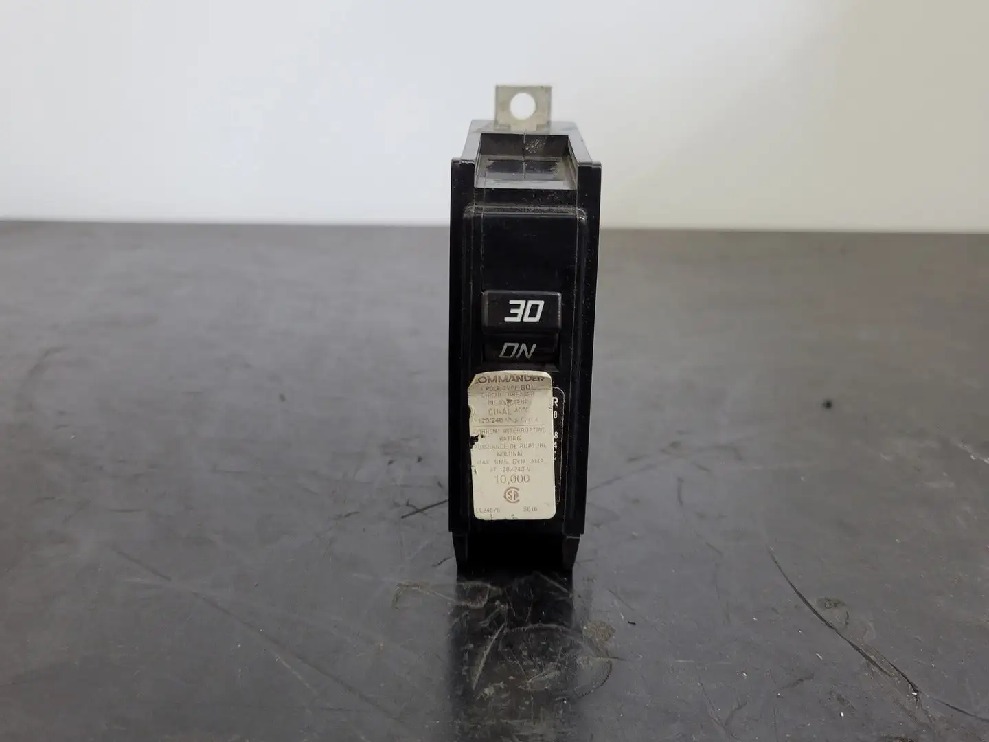 Used COMMANDER BQL130 Switchgears British Columbia CA | Lenmark #242860