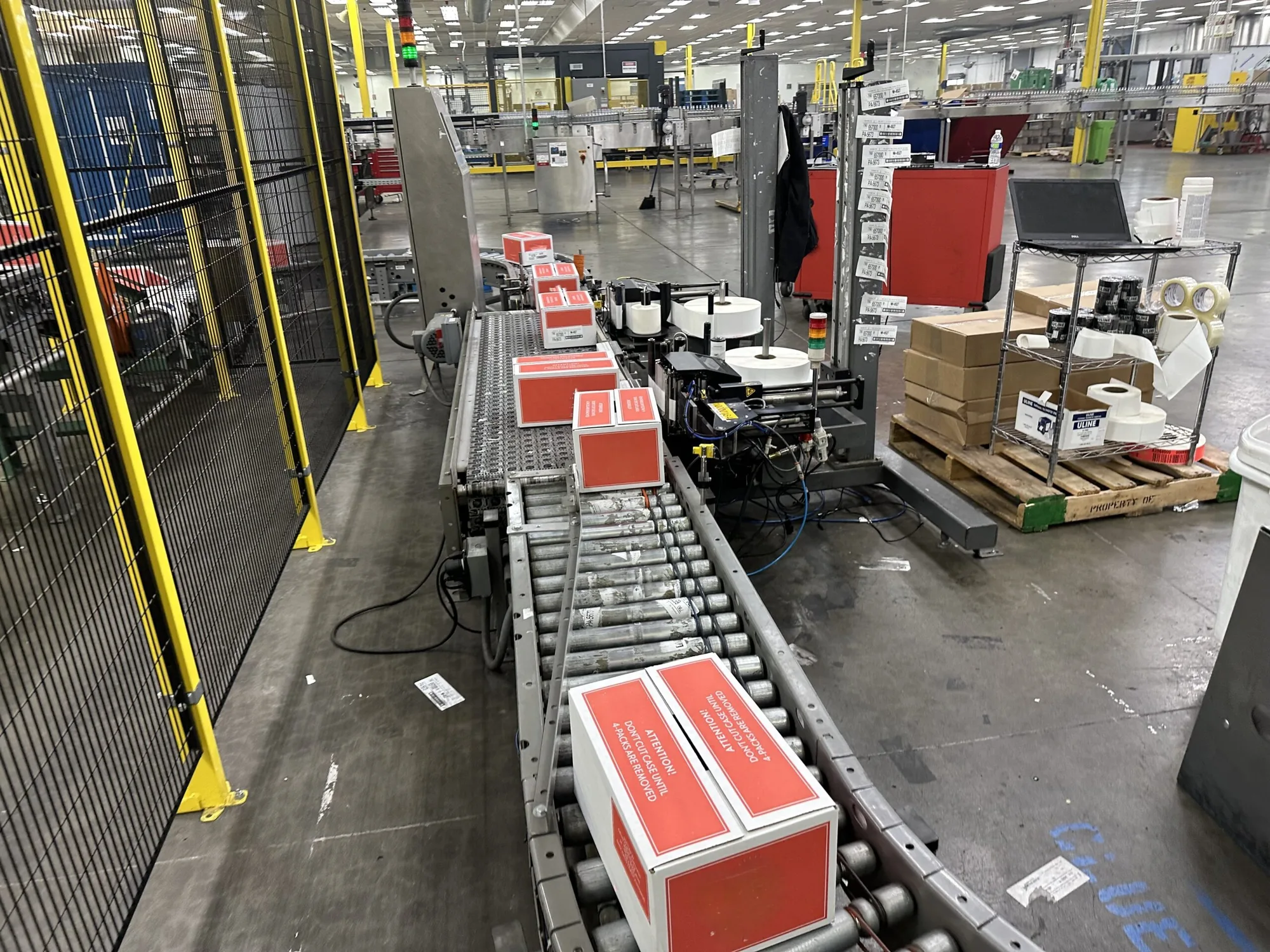 Box Labeling Station with Check Weigher