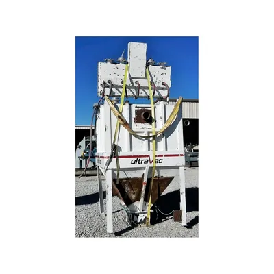 1,072 CFM Used UltraVac Industrial Vacuum Dust collector 153 sq ft