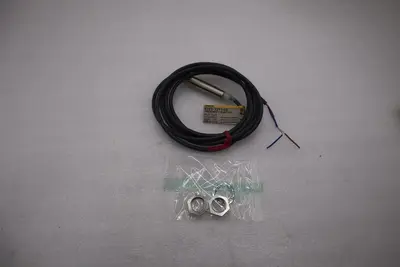 OMRON E2E2-X2Y1-US NEW NO BOX STOCK G711A