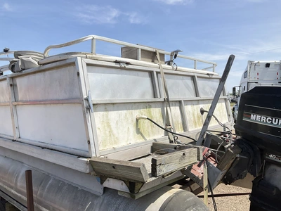 USED 1979 CREST 29-22