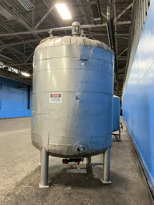Ward Tank And Heat Exchange Corp 2068 Gal S/s Tank