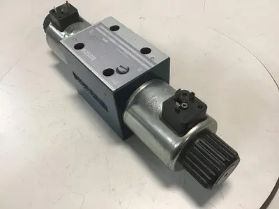 USED BOSCH 0 810 001 731