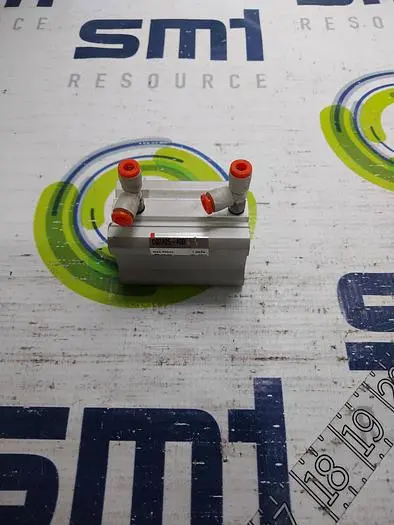 Used SMC CQ2A25-40D Cylinders | SMT Resource #488257