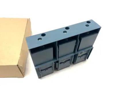 USED SIEMENS FRAMING TERMINAL BLOCK BOX UP TO 240MM² CONDUCTOR S10/S12