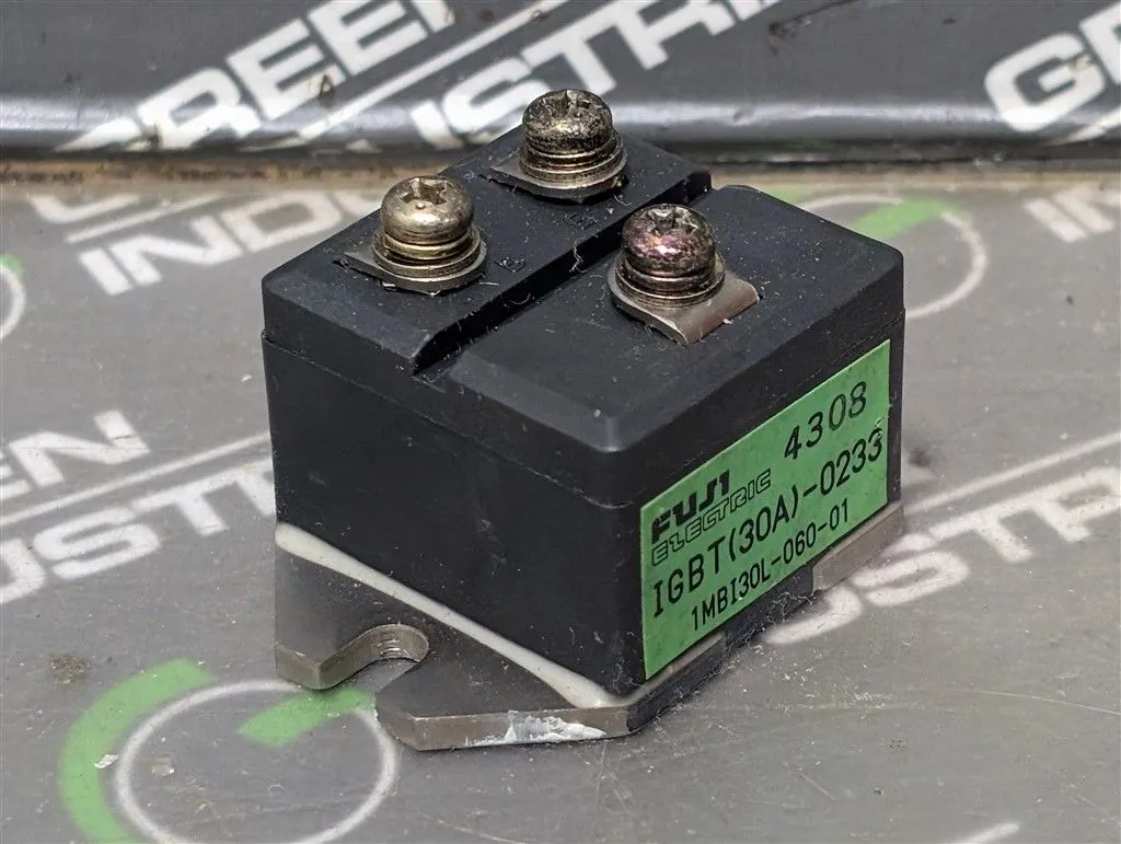 Fuji Electric IGBT(30A)-0233 Power Module 1MBI30L-060-01 Used