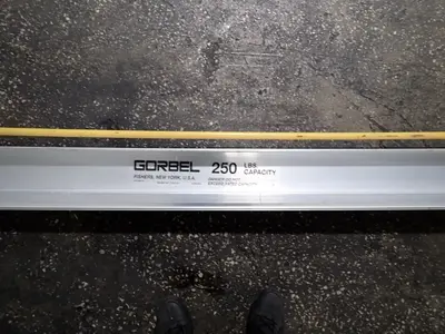 Gorbel 250 Lbs Workstation Crane