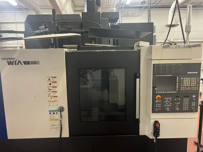 Used 2017 HYUNDAI WIA F400 Vertical Machining Centers Illinois US | Revelation Machinery #402319