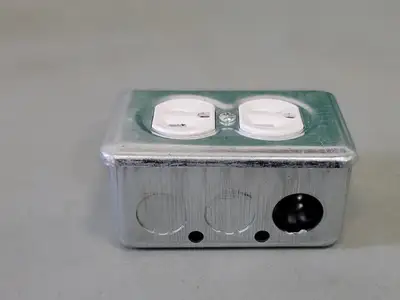 Duplex Receptacle with Outlet Utility Box