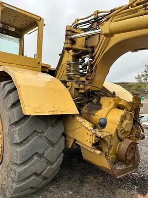 USED 1990 CATERPILLAR 615C