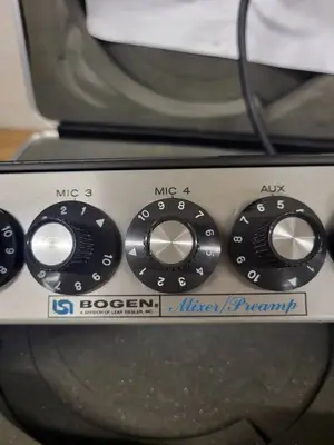 Bogen CAM Mixer/Preamp with Carrying Case