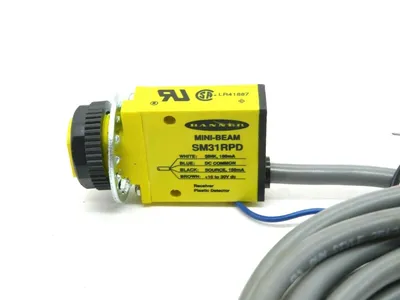 NEW BANNER SM31RPD MINI BEAM SENSOR