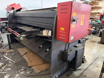 USED AMADA M-3060