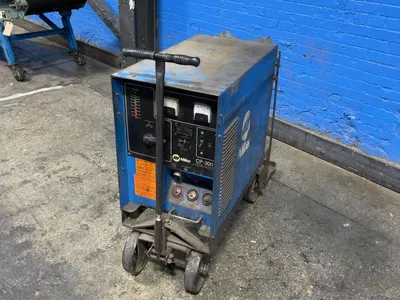 USED MILLER CP300