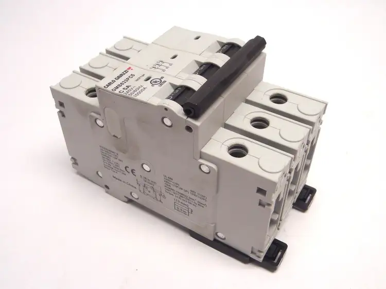 New | in-Stock Carlo Gavazzi C 5A 240V 50/60 Hz 3 Pole E472420 Circuit Breaker Circuit Breakers Michigan US | Maverick Industrial Sales #1394743