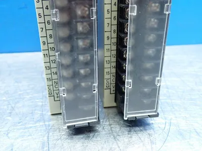 USED OMRON C200HOD212