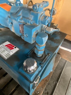 Used Vickers PVM045ER05CE01AAA28000000A0A Hydraulic Power Units California US | Heavy Wall Consulting #1310630