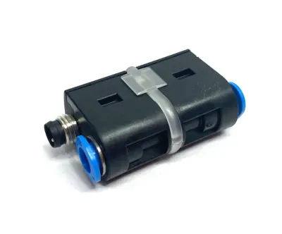 USED FESTO SWITCHABLE PRESSURE SENSOR SDE5-V1-FP-Q6-P-M8