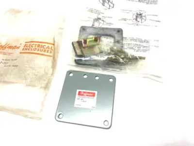 USED HOFFMAN NVENT LAY-IN CLOSURE PLATE, 2.50 X 2.50", GRAY STEEL