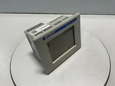 USED ALLEN BRADLEY 2711P-T6C20D
