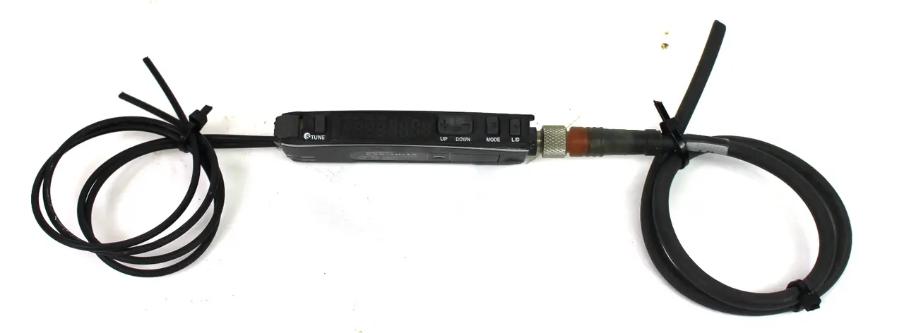 USED OMRON E3X-HD14