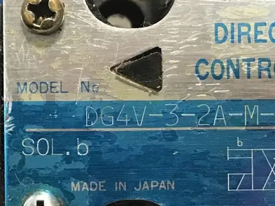 USED VICKERS DG4V32AMP7H750JA100