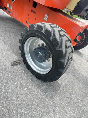 USED 2015 JLG 800AJ