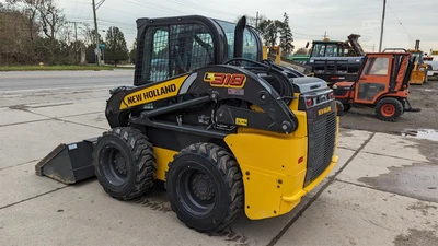 USED 2023 NEW HOLLAND L318