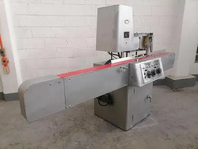 King model  TB2 semi-automatic tablet and capsule counter and filler