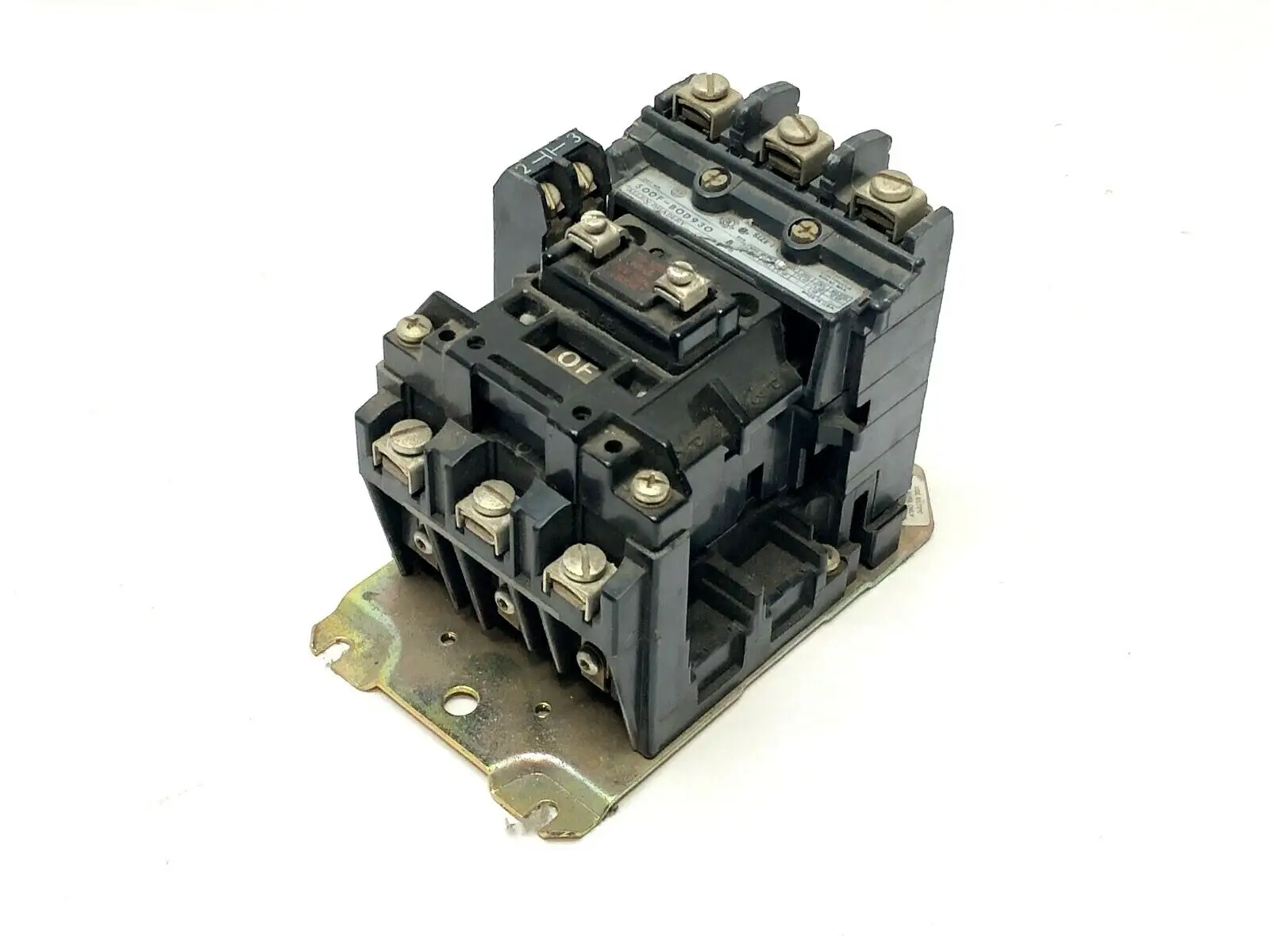 500F-BOD930 | Allen Bradley  Ser. B Base Contactor 120VAC Coil 3P 27A 600VAC - Used