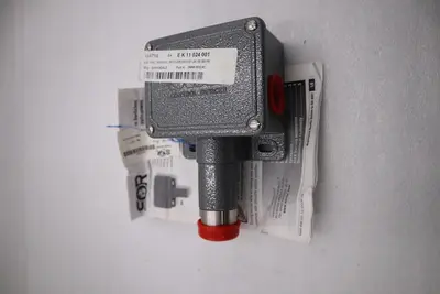 NEW SOR 2NN-K3-S1-C4C PRESSURE SWITCH STOCK G546A