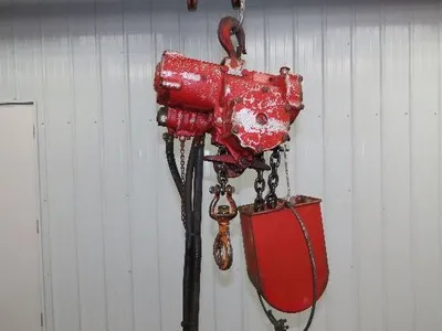 Chicago Pneumatic 1/2 Ton 1000Lb Power Vane Air Chain Hoist 15' Lift w/Pendant