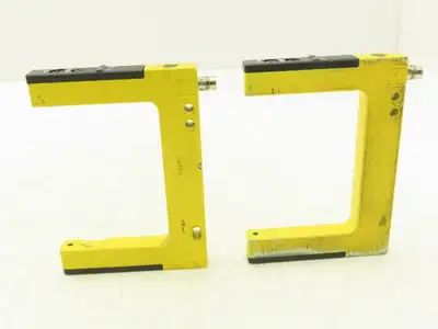 Banner SLM80P6Q Fork Slot Proximity Sensor Fixed-Distance 80mm Width  Lot of 2