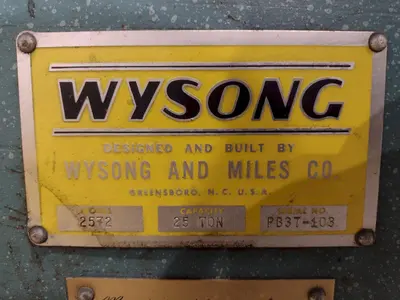 25 TON X 6' WYSONG MODEL #2572 MECHANICAL PRESS BRAKE: STOCK #23464