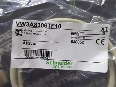 Schneider Electric VW3A8306TF10 Altivar Modbus T Cable 1 Meter New NIB