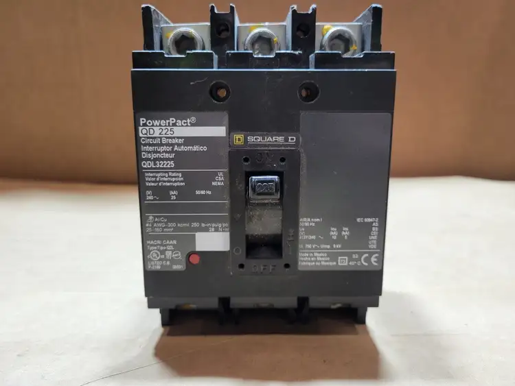 Used SQUARE D QDL32225 Switchgears British Columbia CA | Lenmark #835843
