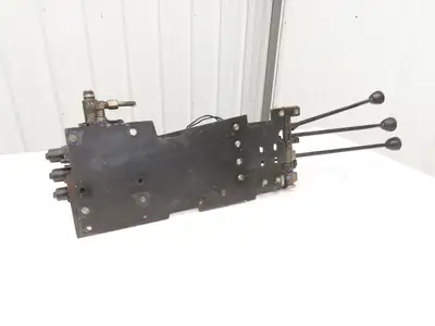 Yale Hydraulic 3-Spool 3 Lever Forklift Mast Control Valve Assembly Off ERC100