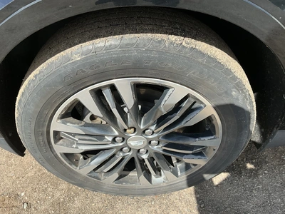 USED 2017 CADILLAC XT5