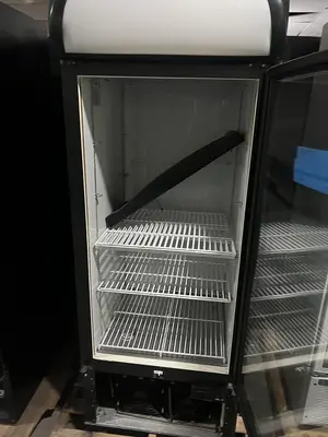 Used MINUS FORTY 22-USGF-X1-IRLK Display Freezers Florida US | BAM Discount Restaurant Equipment #1397944