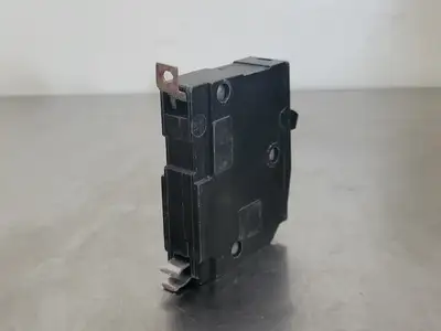 USED SQUARE D QOB120