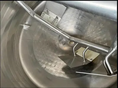 Cherry Burrell 200-Gallon Stainless Steel Jacketed Tank with Scrape Surface Agitation #S744979