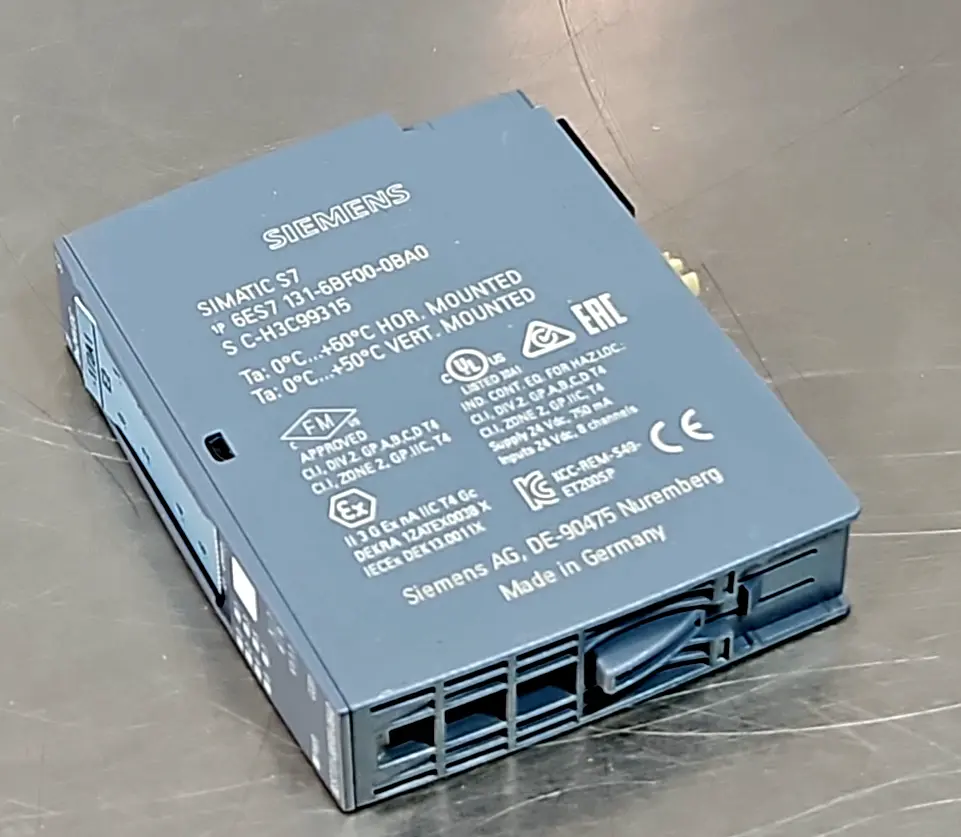 USED SIEMENS 6ES7131-6BF00-0BA0