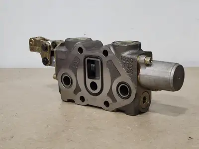 Hydraulic Section Valve 122010721, 122010220