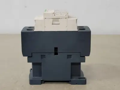 USED SCHNEIDER ELECTRIC LC1D25